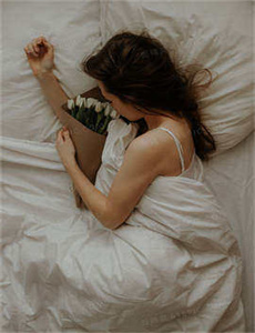 扑克牌又疼又叫免费高清小孩-2019最新福利合集